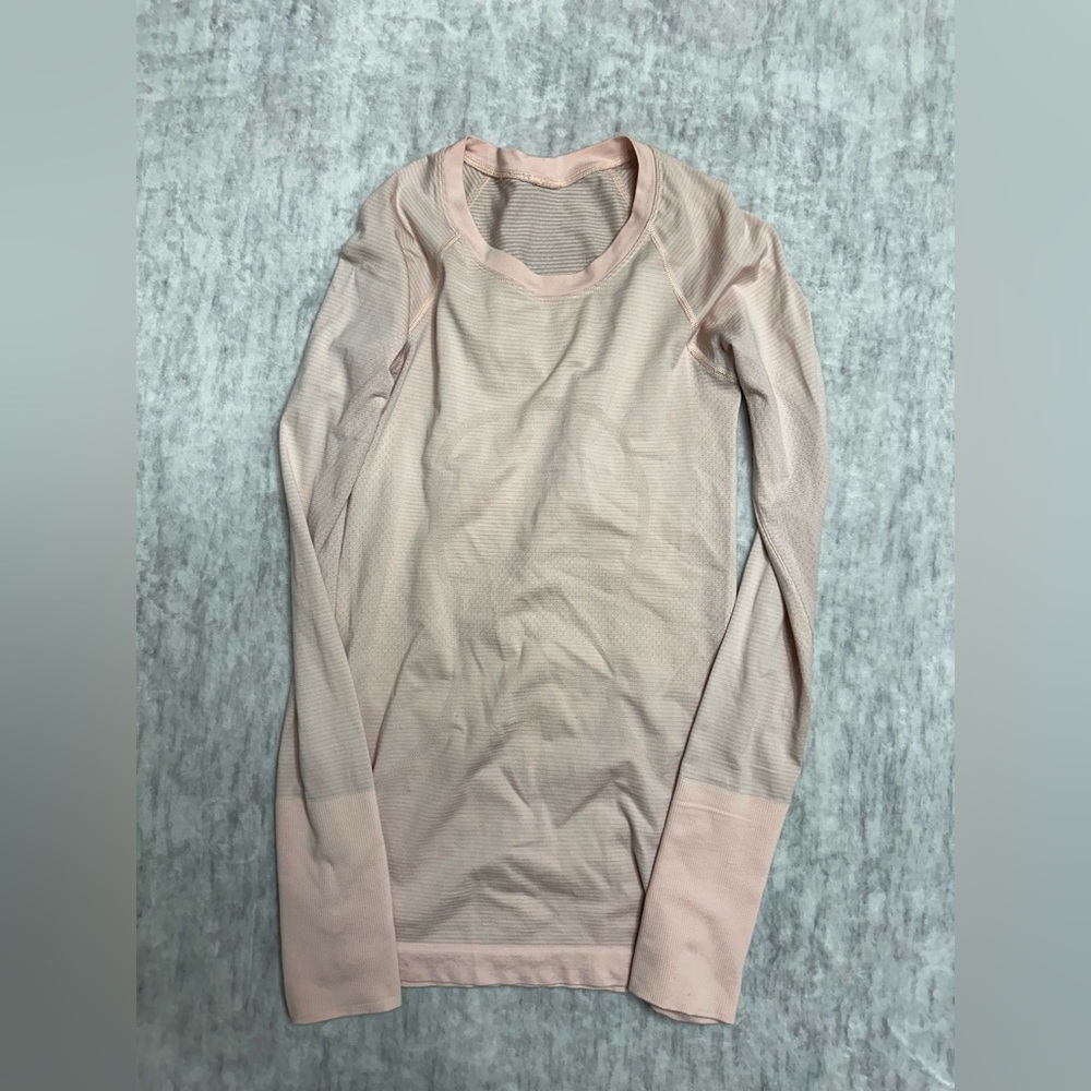 Lululemon Swiftly Tech Long Sleeve